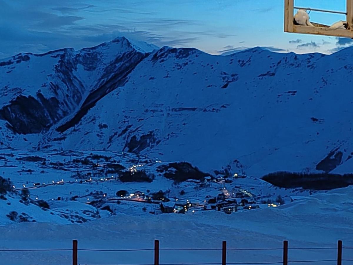 New Gudauri Redco Twins-Premium Mountain Apartment Close The Gondola Lift Buitenkant foto